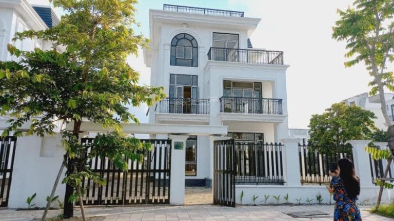 gia ban biet thu hud me linh central 5